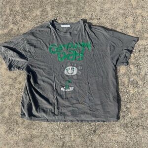 Daydreamer Gray Tee with Green Graphic